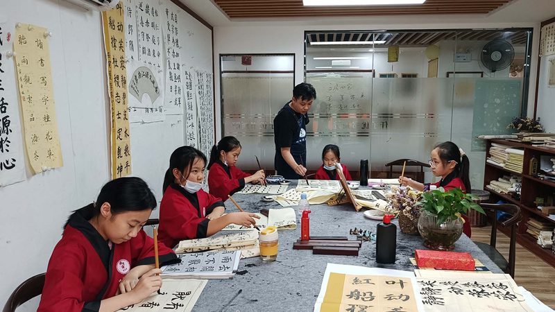 在职研究生培训：如何理性对比价格与价值