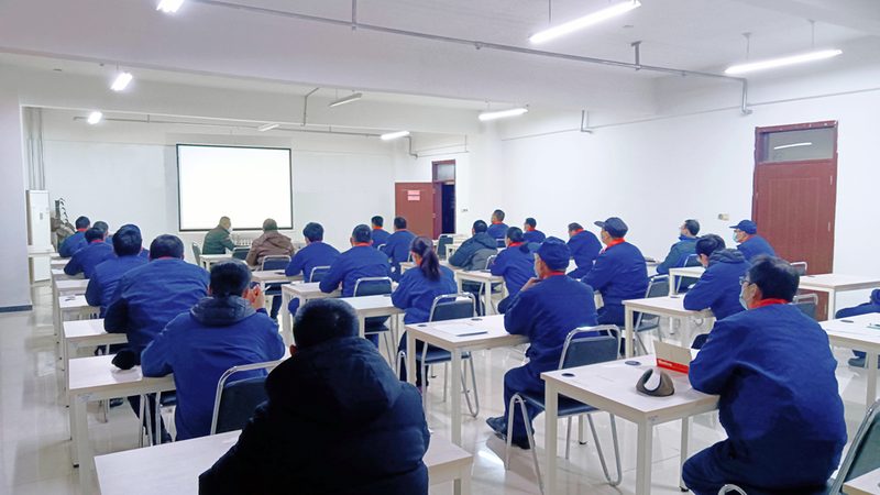在选择网络教学平台时，以下要点需要关注：